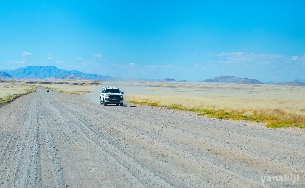 ナミビアのDランクの道路-1