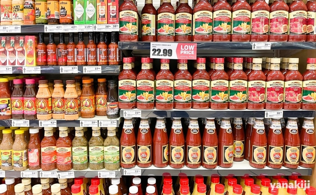 ウィントフックのスーパーのソース売り場