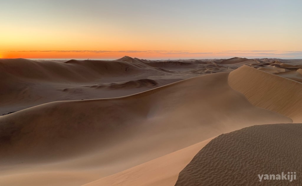 DUNE7の真っ赤な夕日
