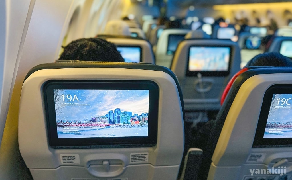 カルガリーまでの飛行機内の様子