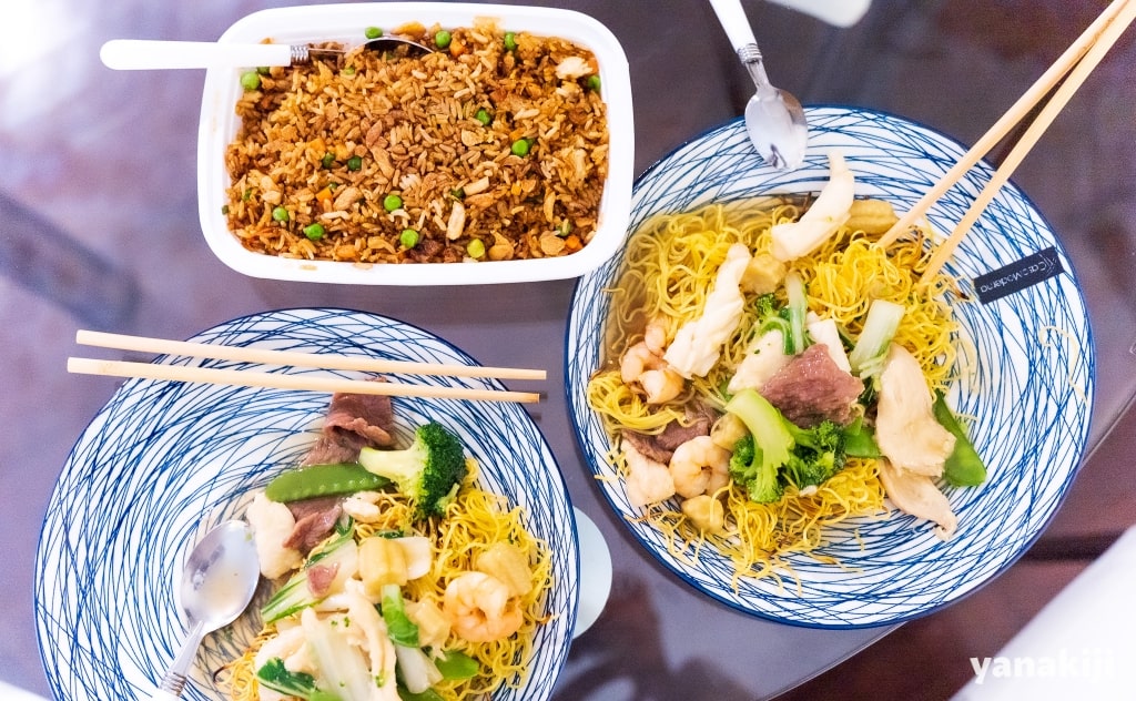 Hong Shing Restaurantの海鮮あんかけ焼きそばと炒飯