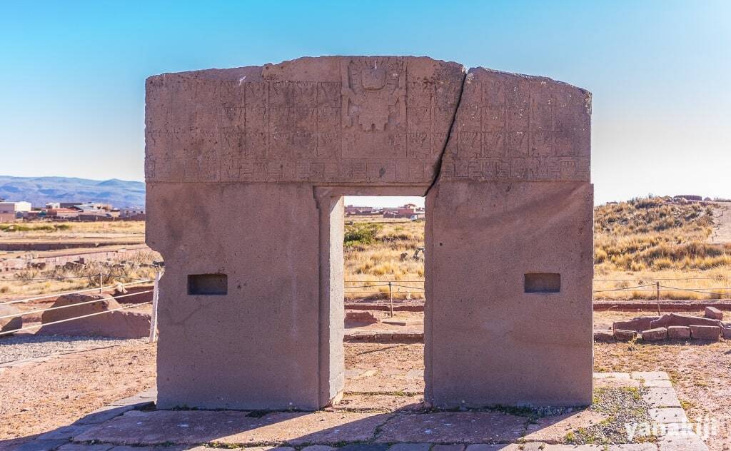 ティワナク遺跡_太陽の門
