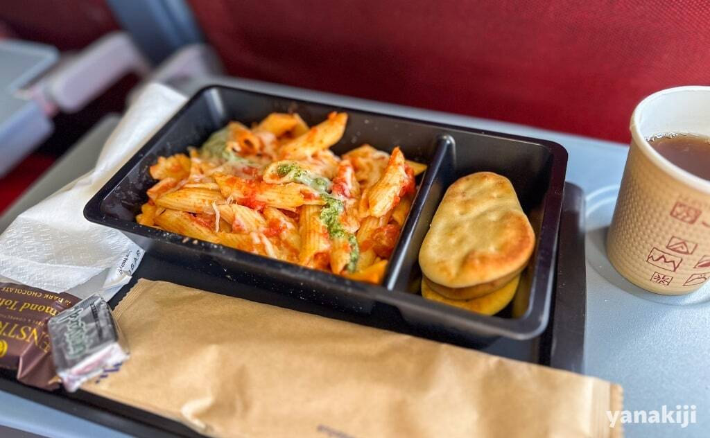 ロス→リマの機内食1回目
