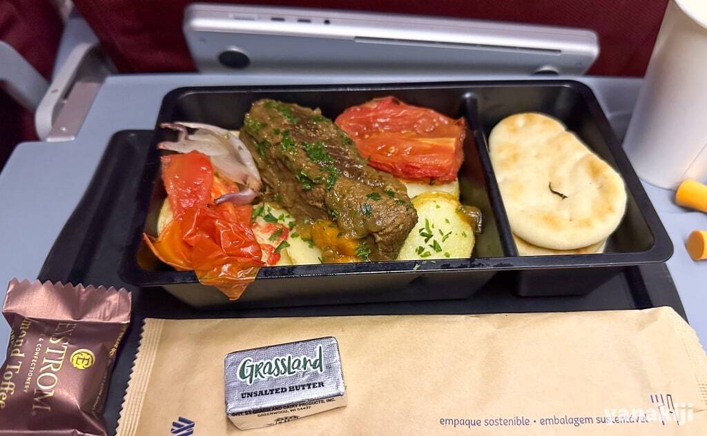 ロス→リマの機内食2回目