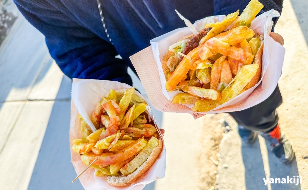 ハンバーガーとポテト