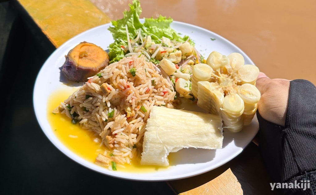 お昼ごはん