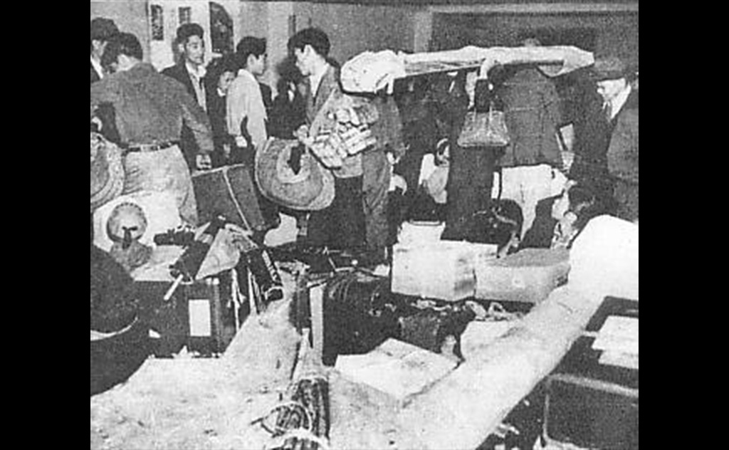 米国領沖縄からボリビアへ渡った日系移民1世（1956年）※Wikipediaより