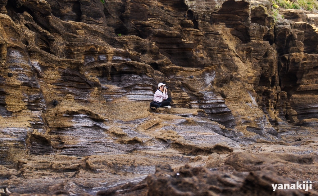 ヨンモリ海岸_座って撮影