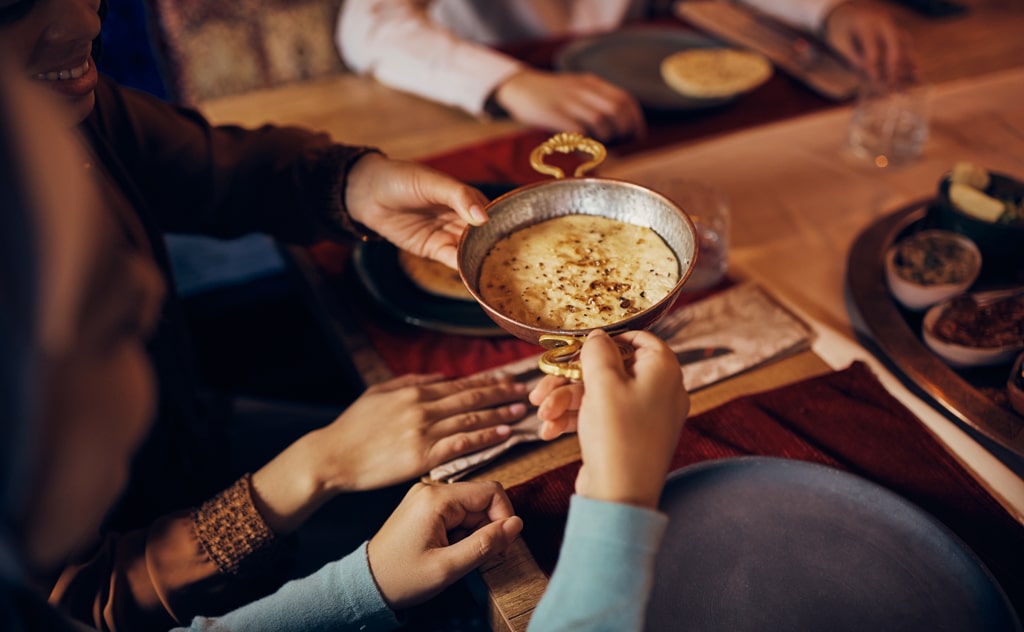 イスラム教の宗教行事「ラマダン」とは？なぜ断食をするのか