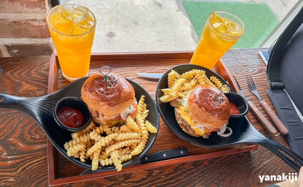 観光地で食べたハンバーガー