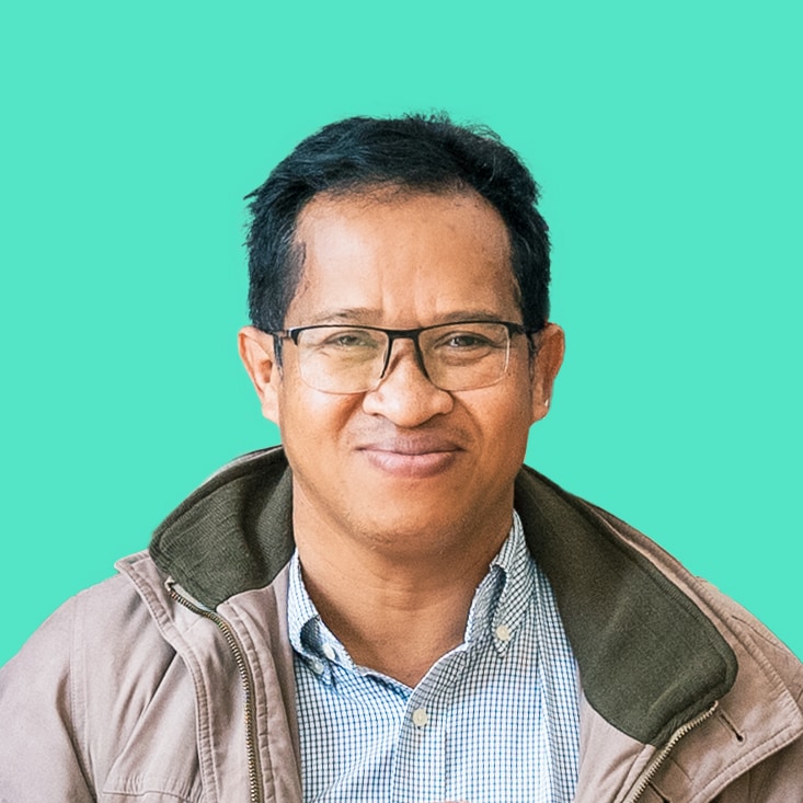 プロフィール