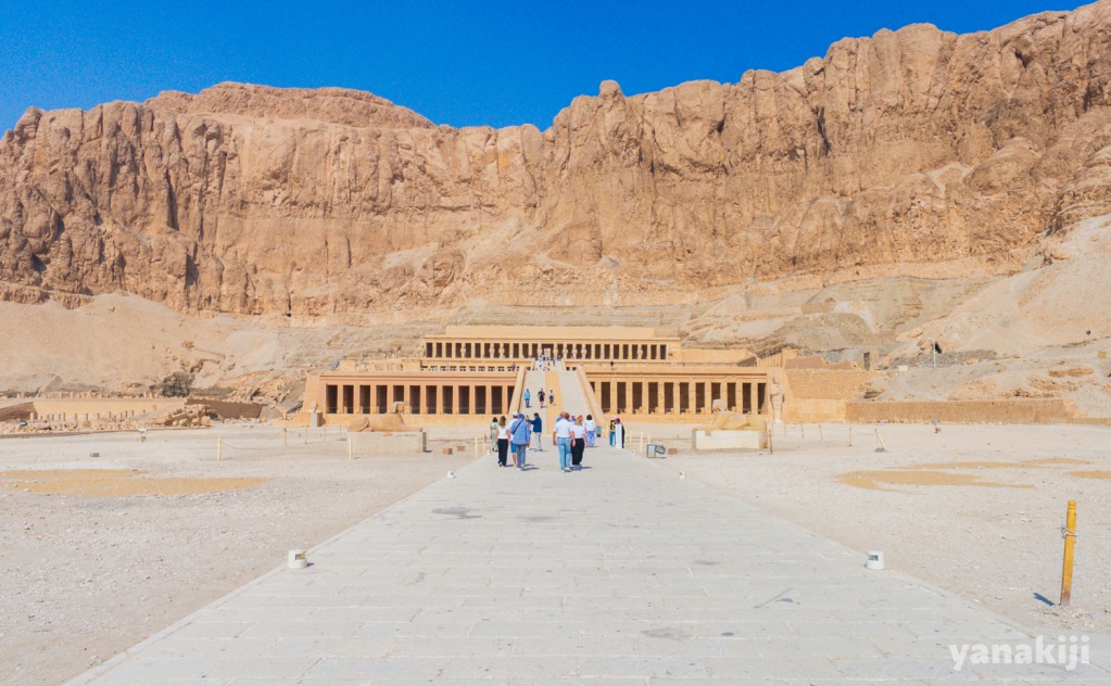 古代エジプトの美しき女王！ハトシェプスト女王葬祭殿の魅力と見どころ