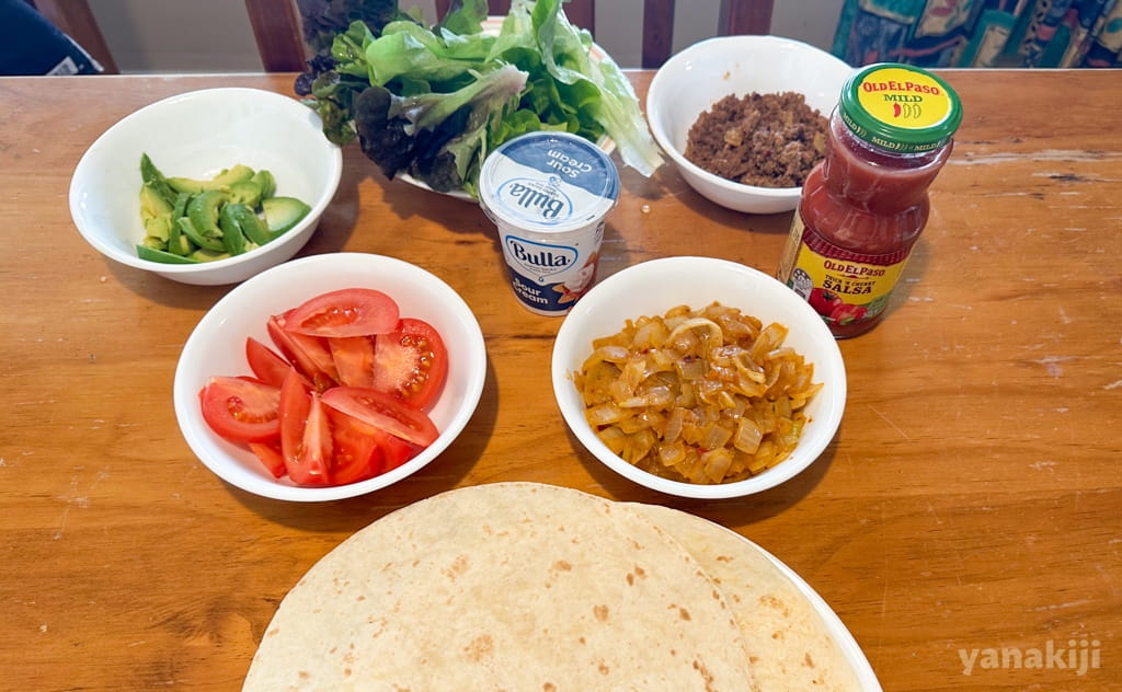 揃った、タコスの食材