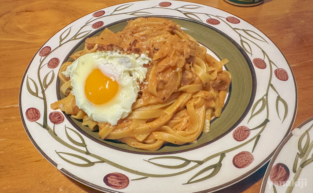 晩ごはんはトマトパスタ