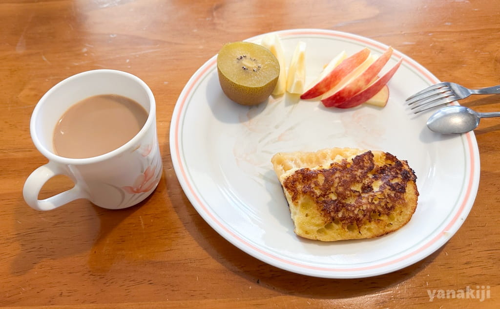 朝ごはんは手作りフレンチトースト