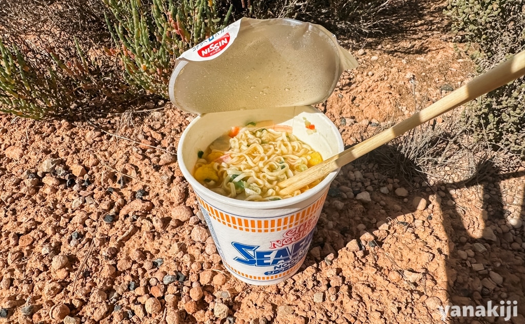 シーフード味のカップヌードル