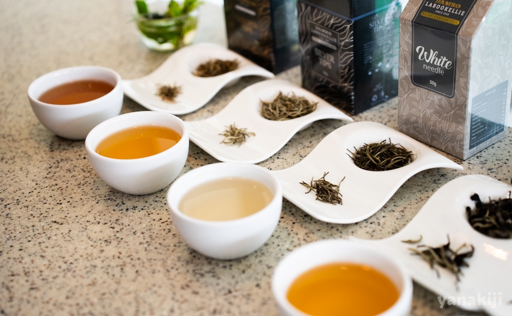 さまざまな種類の紅茶の茶葉