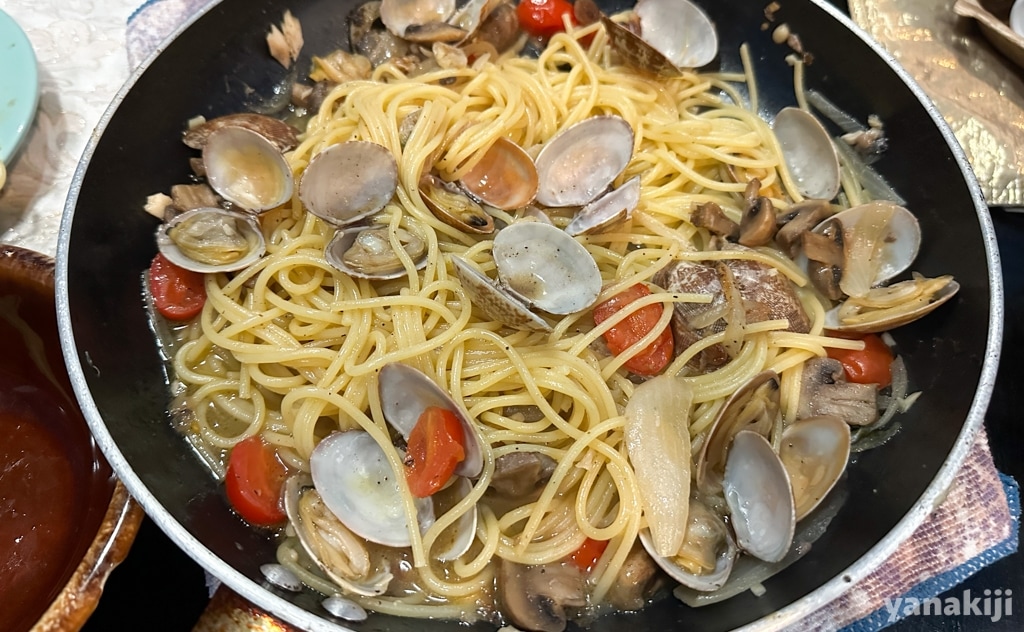 アクアパッツァの出汁でパスタ