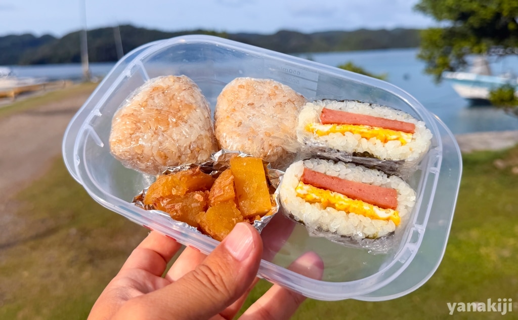 朝ごはんのおにぎり